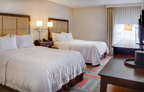 Hampton Inn By Hilton Harrisonburg image 3